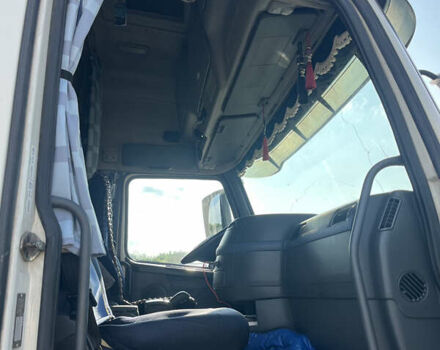 Белый Вольво FH 13, объемом двигателя 12.78 л и пробегом 1 тыс. км за 15000 $, фото 5 на Automoto.ua