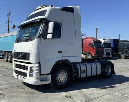 Белый Вольво FH 13, объемом двигателя 0 л и пробегом 2 тыс. км за 15000 $, фото 1 на Automoto.ua