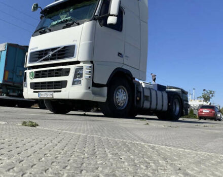 Белый Вольво FH 13, объемом двигателя 0 л и пробегом 2 тыс. км за 15000 $, фото 2 на Automoto.ua