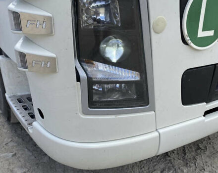 Белый Вольво FH 13, объемом двигателя 0 л и пробегом 2 тыс. км за 15000 $, фото 13 на Automoto.ua