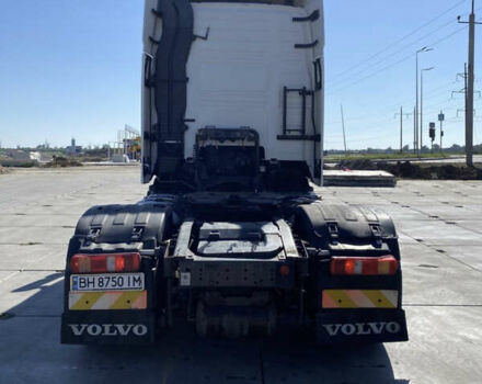 Белый Вольво FH 13, объемом двигателя 0 л и пробегом 2 тыс. км за 15000 $, фото 8 на Automoto.ua