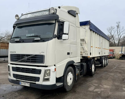 Белый Вольво FH 13, объемом двигателя 12.78 л и пробегом 1 тыс. км за 38000 $, фото 2 на Automoto.ua