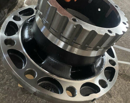 Белый Вольво FH 13, объемом двигателя 0 л и пробегом 2 тыс. км за 15000 $, фото 26 на Automoto.ua