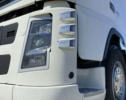 Белый Вольво FH 13, объемом двигателя 0 л и пробегом 2 тыс. км за 15000 $, фото 5 на Automoto.ua