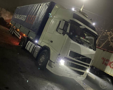 Белый Вольво FH 13, объемом двигателя 0 л и пробегом 2 тыс. км за 15000 $, фото 9 на Automoto.ua