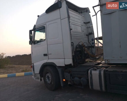 Білий Вольво FH 13, об'ємом двигуна 12.78 л та пробігом 1 тис. км за 11500 $, фото 5 на Automoto.ua