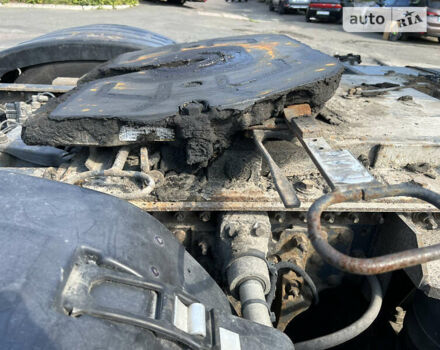 Белый Вольво FH 13, объемом двигателя 12.8 л и пробегом 776 тыс. км за 11000 $, фото 8 на Automoto.ua