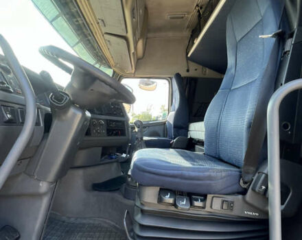 Белый Вольво FH 13, объемом двигателя 12.8 л и пробегом 776 тыс. км за 11000 $, фото 20 на Automoto.ua