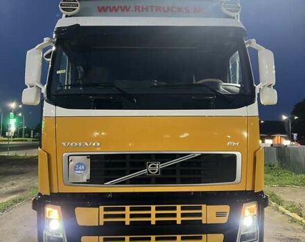 Белый Вольво FH 13, объемом двигателя 12.78 л и пробегом 1 тыс. км за 13900 $, фото 2 на Automoto.ua