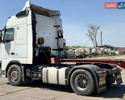 Белый Вольво FH 13, объемом двигателя 12.78 л и пробегом 1 тыс. км за 12500 $, фото 2 на Automoto.ua