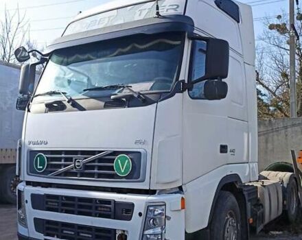Білий Вольво FH 13, об'ємом двигуна 12.6 л та пробігом 1 тис. км за 12500 $, фото 2 на Automoto.ua