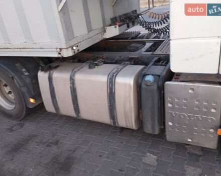 Білий Вольво FH 13, об'ємом двигуна 12.78 л та пробігом 1 тис. км за 11500 $, фото 3 на Automoto.ua