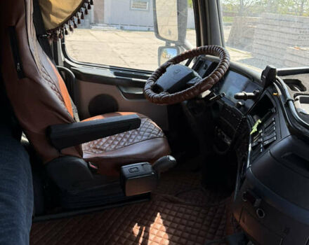 Белый Вольво FH 13, объемом двигателя 12.78 л и пробегом 1 тыс. км за 12500 $, фото 14 на Automoto.ua