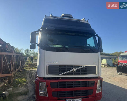 Вольво FH 13 2008 в Ивано-Франковске на Automoto.ua Белый Вольво FH 13, объемом двигателя 12.78 л и пробегом 790 тыс. км за 13955 $, фото 15 на Automoto.ua