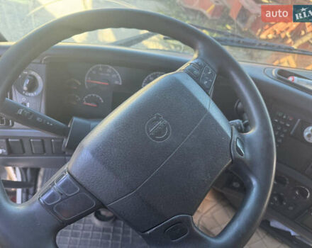 Вольво FH 13 2008 в Ивано-Франковске на Automoto.ua Белый Вольво FH 13, объемом двигателя 12.78 л и пробегом 790 тыс. км за 13955 $, фото 2 на Automoto.ua