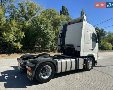 Білий Вольво FH 13, об'ємом двигуна 12.78 л та пробігом 73 тис. км за 47000 $, фото 7 на Automoto.ua