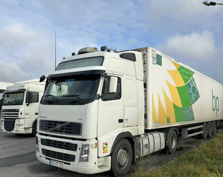 Белый Вольво FH 13, объемом двигателя 12.78 л и пробегом 1 тыс. км за 15000 $, фото 2 на Automoto.ua