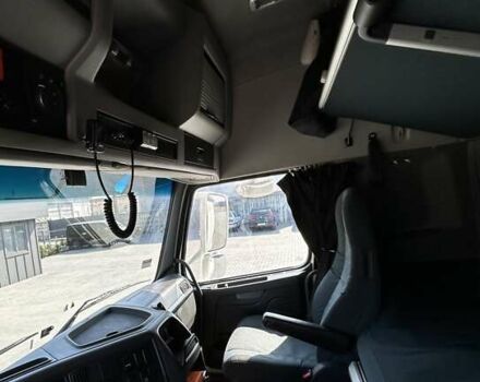 Білий Вольво FH 13, об'ємом двигуна 12.78 л та пробігом 1 тис. км за 13900 $, фото 10 на Automoto.ua