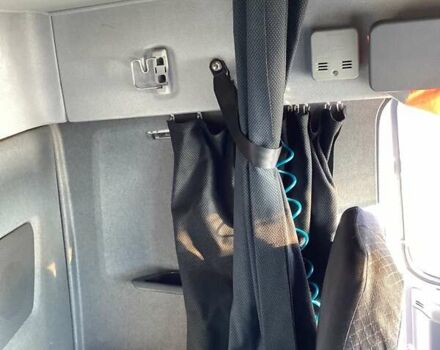 Белый Вольво FH 13, объемом двигателя 12.78 л и пробегом 10 тыс. км за 17500 $, фото 7 на Automoto.ua