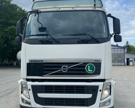 Белый Вольво FH 13, объемом двигателя 12.77 л и пробегом 1 тыс. км за 13400 $, фото 5 на Automoto.ua