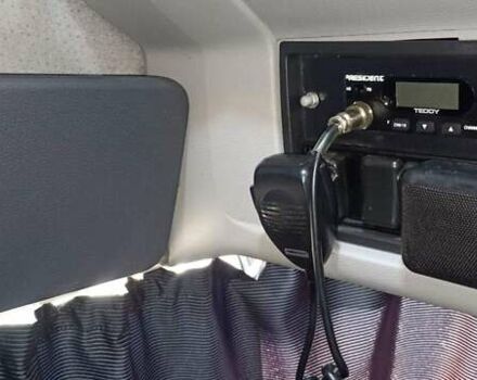 Белый Вольво FH 13, объемом двигателя 12.9 л и пробегом 200 тыс. км за 23500 $, фото 29 на Automoto.ua