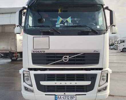 Белый Вольво FH 13, объемом двигателя 13 л и пробегом 612 тыс. км за 35000 $, фото 1 на Automoto.ua