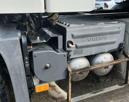 Белый Вольво FH 13, объемом двигателя 12.6 л и пробегом 1 тыс. км за 26000 $, фото 18 на Automoto.ua