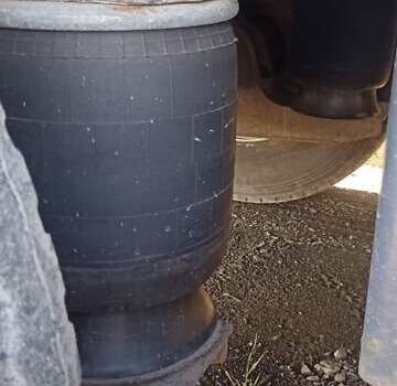 Белый Вольво FH 13, объемом двигателя 12.9 л и пробегом 200 тыс. км за 23500 $, фото 8 на Automoto.ua