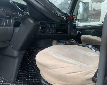 Белый Вольво FH 13, объемом двигателя 12.9 л и пробегом 2 тыс. км за 19500 $, фото 6 на Automoto.ua