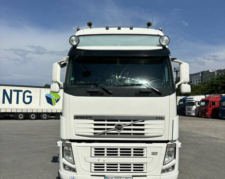 Белый Вольво FH 13, объемом двигателя 12.78 л и пробегом 1 тыс. км за 18300 $, фото 1 на Automoto.ua