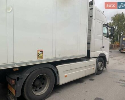 Белый Вольво FH 13, объемом двигателя 12.9 л и пробегом 2 тыс. км за 19500 $, фото 3 на Automoto.ua