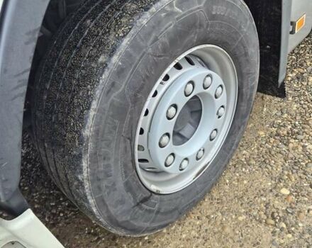 Белый Вольво FH 13, объемом двигателя 12.78 л и пробегом 700 тыс. км за 27841 $, фото 10 на Automoto.ua