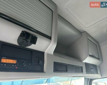 Белый Вольво FH 13, объемом двигателя 12.9 л и пробегом 986 тыс. км за 22800 $, фото 13 на Automoto.ua