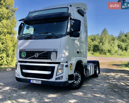 Вольво FH 13 2013 в Дрогобыче на Automoto.ua Белый Вольво FH 13, объемом двигателя 12 л и пробегом 150 тыс. км за 23150 $, фото 5 на Automoto.ua