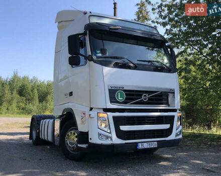 Белый Вольво FH 13, объемом двигателя 12 л и пробегом 150 тыс. км за 23999 $, фото 12 на Automoto.ua