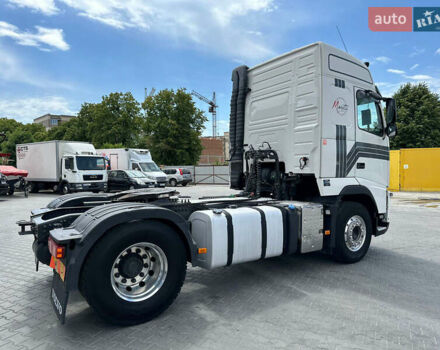 Белый Вольво FH 13, объемом двигателя 12.78 л и пробегом 900 тыс. км за 25000 $, фото 3 на Automoto.ua