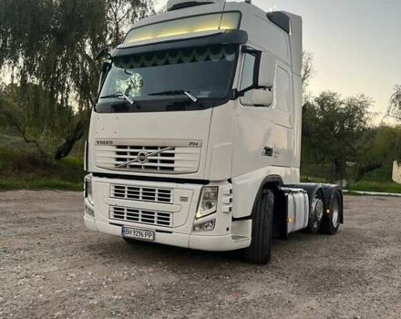 Вольво FH 13 2013 в Болграде на Automoto.ua Белый Вольво FH 13, объемом двигателя 12.78 л и пробегом 1 тыс. км за 25500 $, фото 18 на Automoto.ua