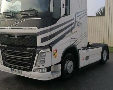 Белый Вольво FH 13, объемом двигателя 12.9 л и пробегом 960 тыс. км за 33888 $, фото 1 на Automoto.ua