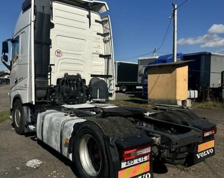 Белый Вольво FH 13, объемом двигателя 0 л и пробегом 673 тыс. км за 25500 $, фото 2 на Automoto.ua