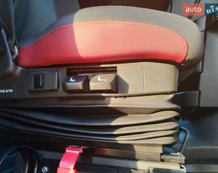 Белый Вольво FH 13, объемом двигателя 0 л и пробегом 809 тыс. км за 35900 $, фото 18 на Automoto.ua