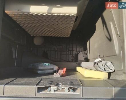 Белый Вольво FH 13, объемом двигателя 0 л и пробегом 809 тыс. км за 35900 $, фото 3 на Automoto.ua