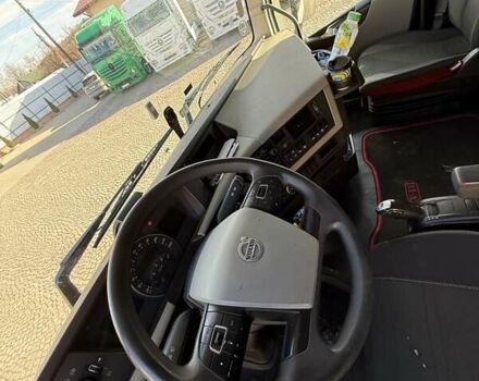 Білий Вольво FH 13, об'ємом двигуна 12.78 л та пробігом 840 тис. км за 32000 $, фото 16 на Automoto.ua