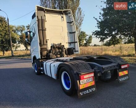 Белый Вольво FH 13, объемом двигателя 0 л и пробегом 809 тыс. км за 36000 $, фото 12 на Automoto.ua