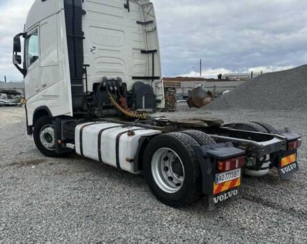 Белый Вольво FH 13, объемом двигателя 12.8 л и пробегом 122 тыс. км за 23500 $, фото 10 на Automoto.ua