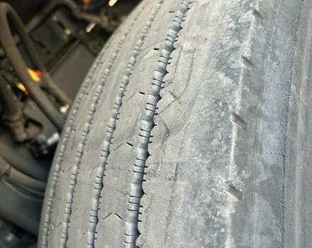 Белый Вольво FH 13, объемом двигателя 12.9 л и пробегом 948 тыс. км за 30100 $, фото 12 на Automoto.ua