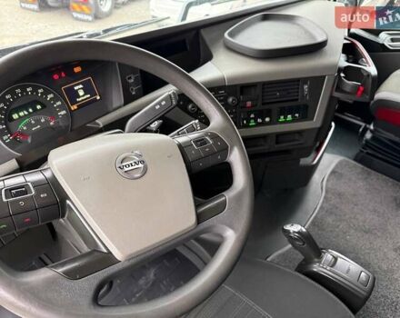 Белый Вольво FH 13, объемом двигателя 12.9 л и пробегом 803 тыс. км за 47178 $, фото 16 на Automoto.ua