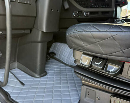 Белый Вольво FH 13, объемом двигателя 0 л и пробегом 670 тыс. км за 38500 $, фото 22 на Automoto.ua