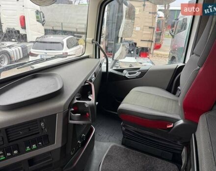 Белый Вольво FH 13, объемом двигателя 12.9 л и пробегом 803 тыс. км за 47178 $, фото 22 на Automoto.ua