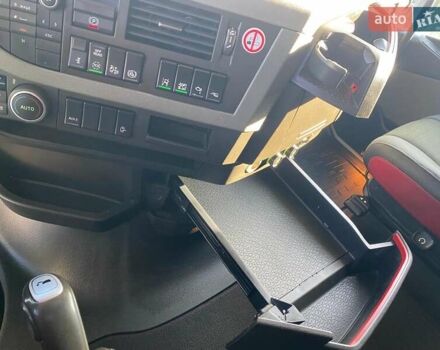 Белый Вольво FH 13, объемом двигателя 12.9 л и пробегом 780 тыс. км за 39500 $, фото 24 на Automoto.ua