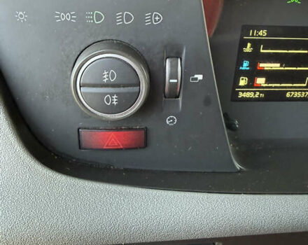 Белый Вольво FH 13, объемом двигателя 0 л и пробегом 670 тыс. км за 38500 $, фото 24 на Automoto.ua